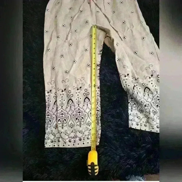 Briggs New York Comfort Waist Women Light Gray Summer Pants Size M/P - Picture 7 of 10